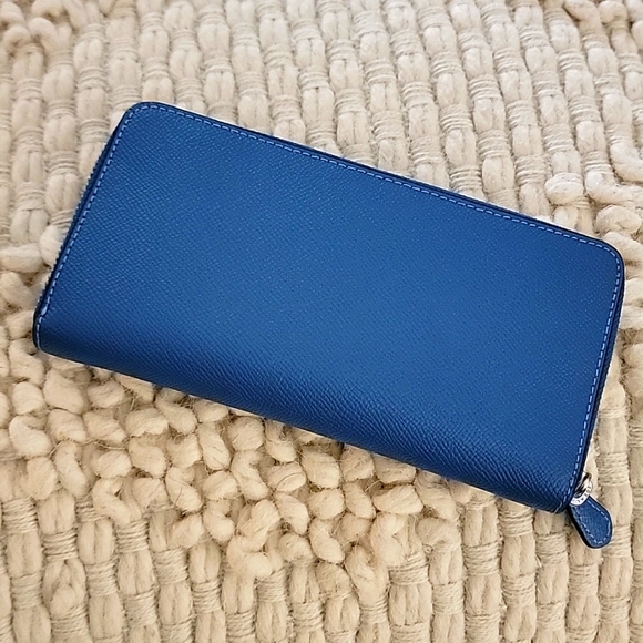 Coach Zip Around Accordion Wallet - Picture 2 of 5